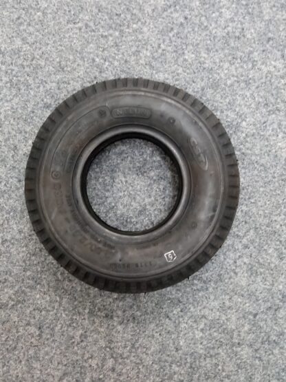black block tyre