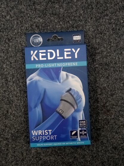 This Kedley wrist support is firm and effective on weakened muscles and joints and helps prevent injuries. This support is designed to give maximum support whilst maintaining a comfortable fit. SIZE CHART:ro wrist bandage support grip